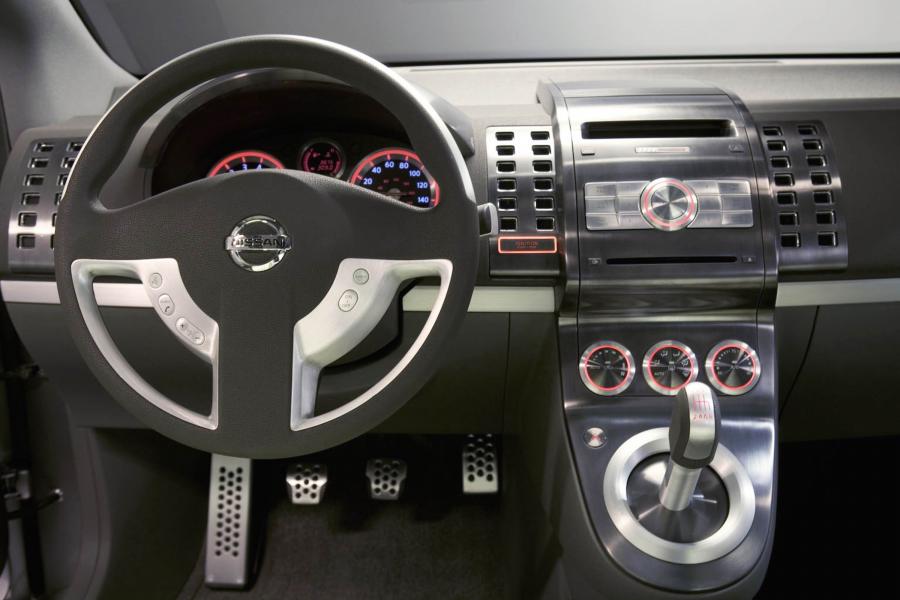  Nissan Azeal Concept 2005 года  (фото 3 из 26)